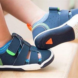 کفش طبی برای کودکان