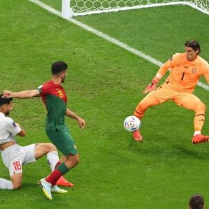 بازی پرتغال و سوئیس-کاماپرس