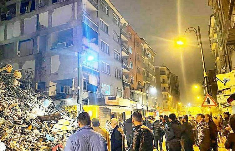 زلزله ترکیه-کاماپرس