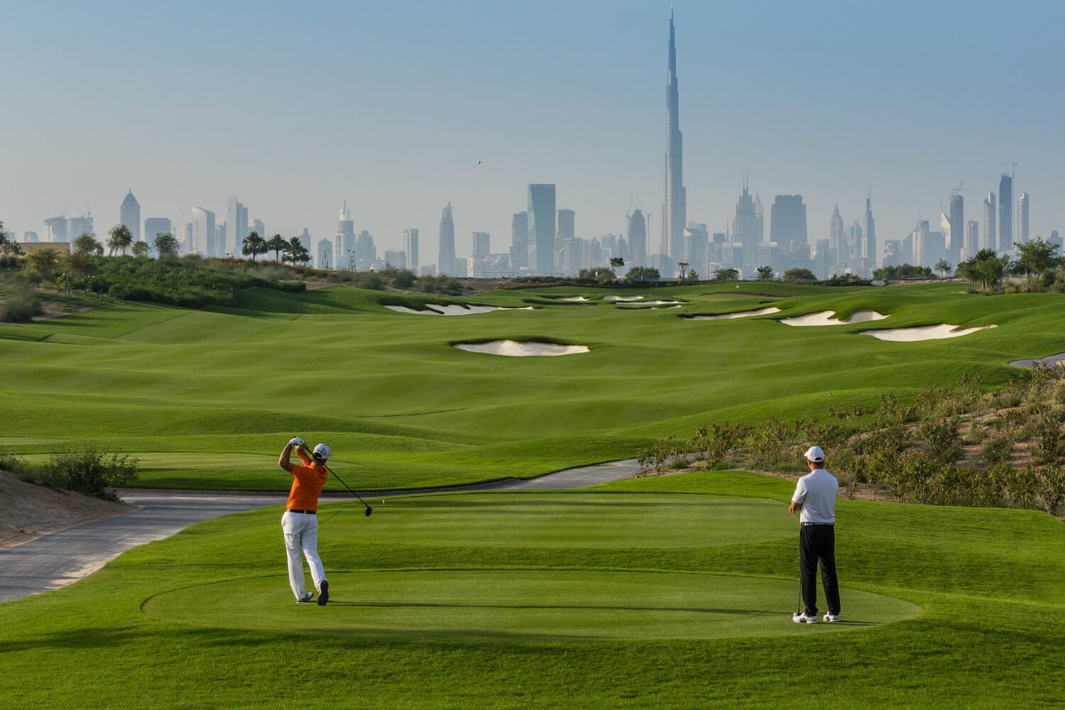 گلف بازی در دبی-کاماپرس