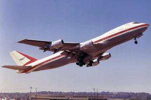 بوئینگ 747- کاماپرس