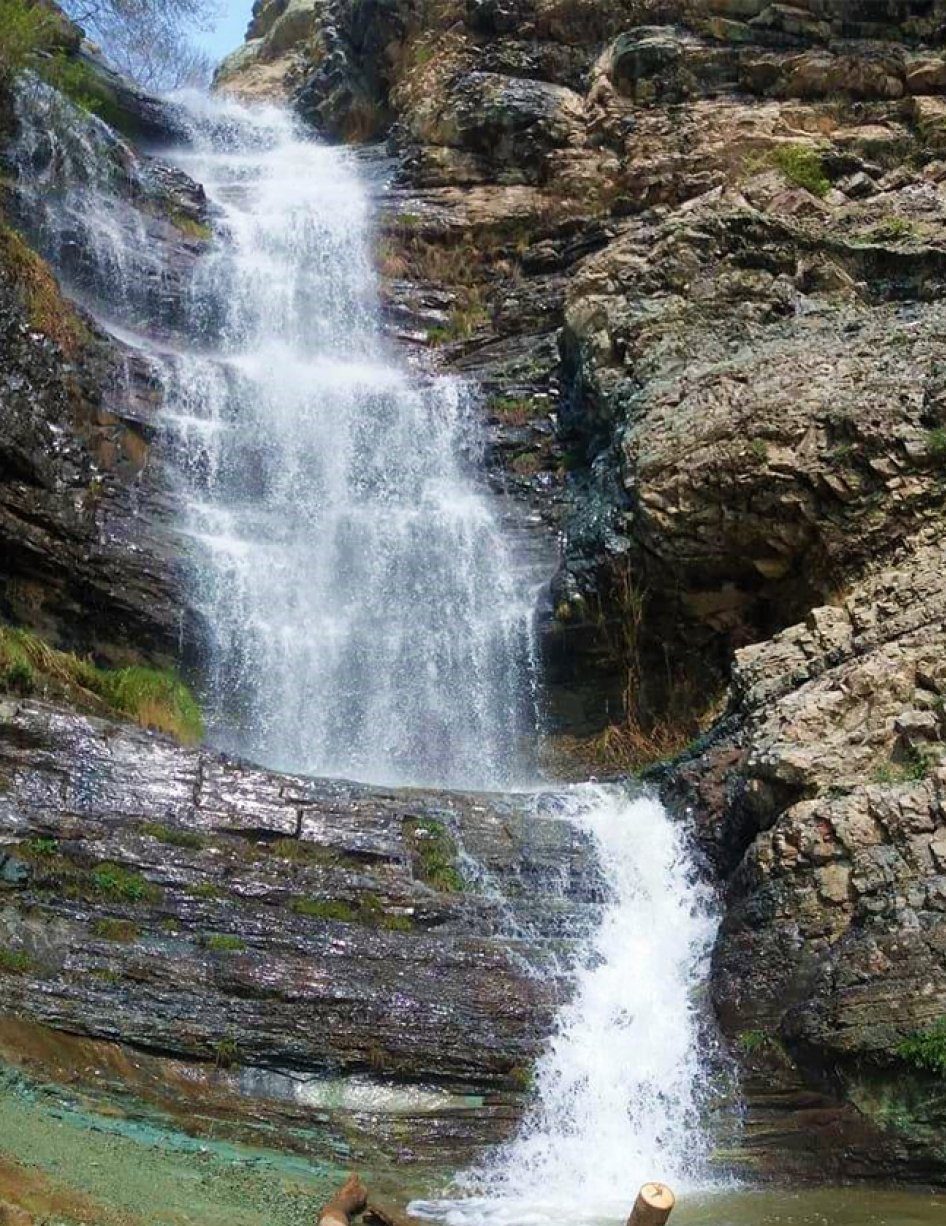 آبشار کلوگان- کاماپرس