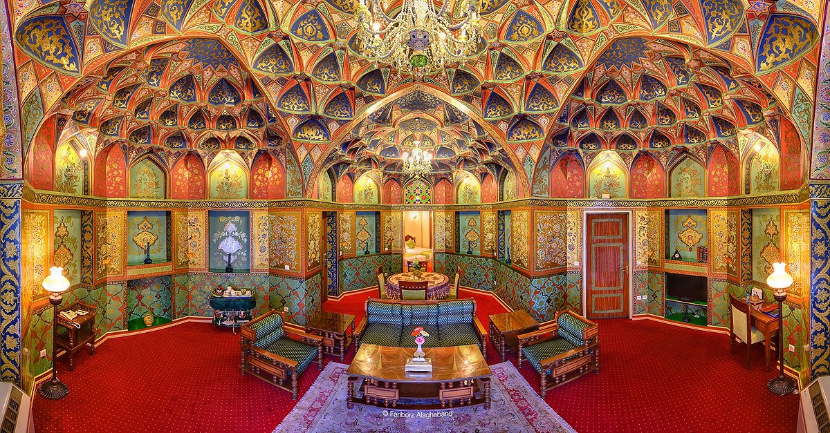 هتل-عباسی-اصفهان-کاماپرس
