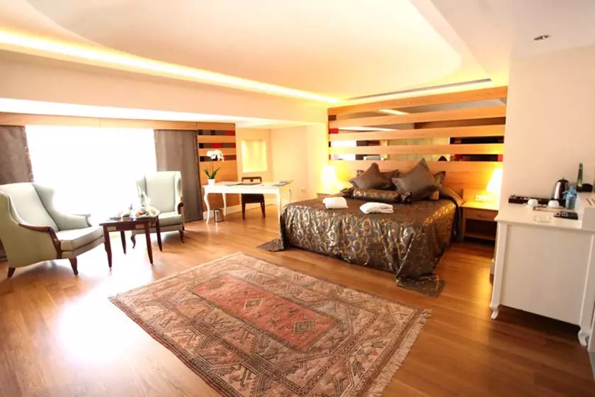 هتل های تکسیم استانبول-کاماپرس