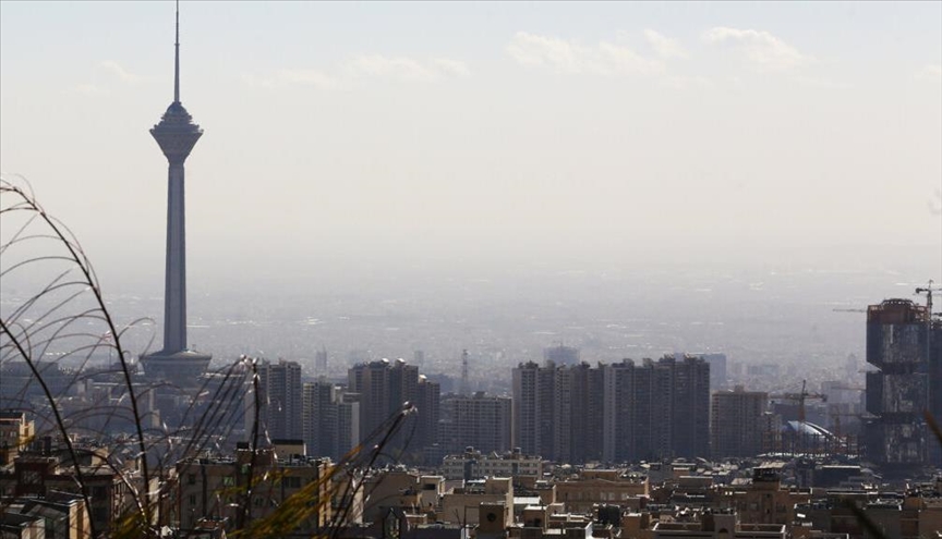 آلودگی هوا به احتمال تعطیلی مدارس تهران، در روزهای شنبه و یکشنبه قوت بخشید