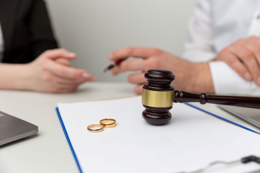 وکیل طلاق توافقی در کرج-کاماپرس