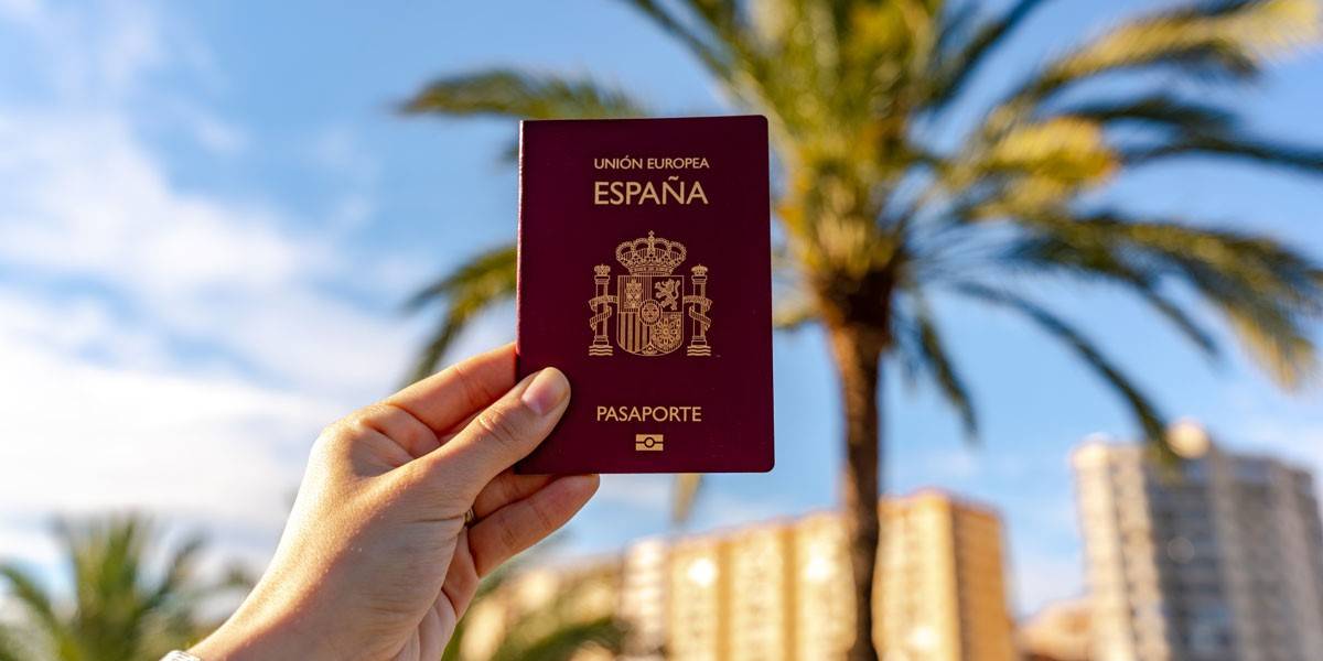 معتبرترین پاسپورت جهان، اسپانیا در جایگاه نخست-کاماپرس