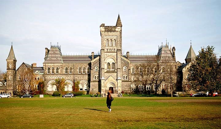 بهترین دانشگاه های کانادا-کاماپرس