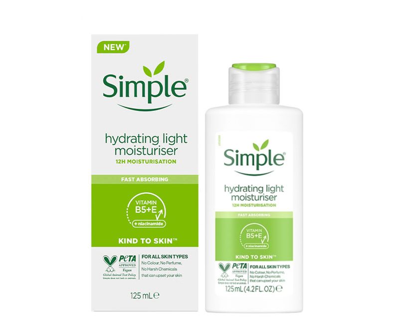 کرم مرطوب کننده هیدراتینگ سیمپل (Hydrating Light moisturizer Cream all skin types Simple) کاماپرس