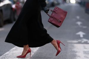 پرفروش ترین کفش پاشنه بلند زنانه برای مهمانی ها کاماپرس