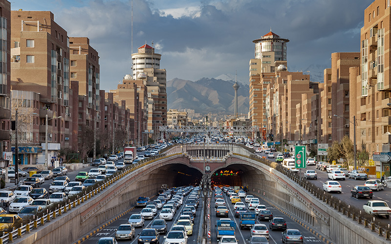 ترافیک سنگین در تهران و علل بروز آن-کاماپرس