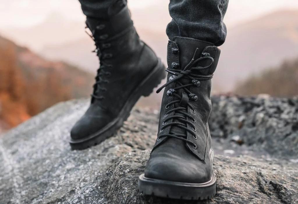 پرفروش ترین کفش نیم بوت مردانه برای زمستان کاماپرس