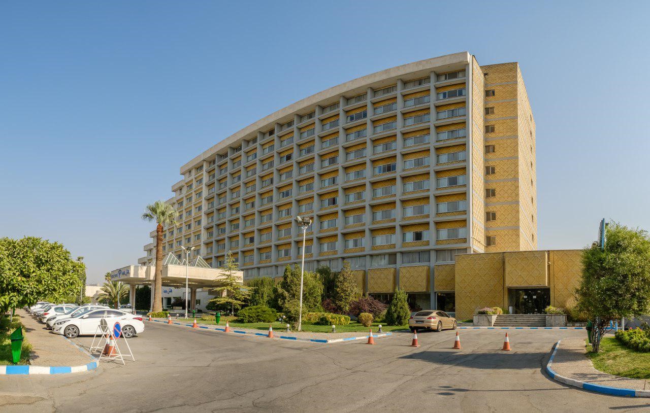 بهترین هتل 5 ستاره شیراز از نظر کاربران فلایتیو