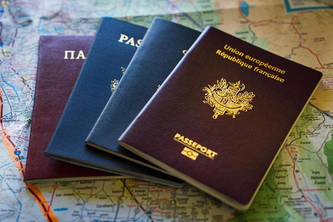  تفاوت ویزا و پاسپورت -کاماپرس