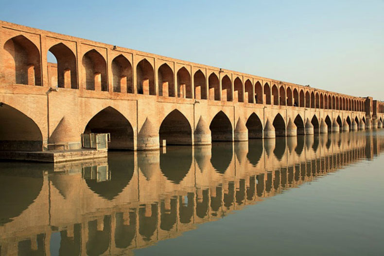4-سی و سه پل اصفهان