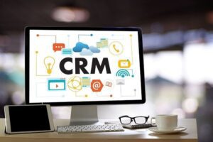 چگونه نرم‌افزار CRM اورست می‌تواند خدمات پس از فروش شما را متحول کند؟-کاماپرس