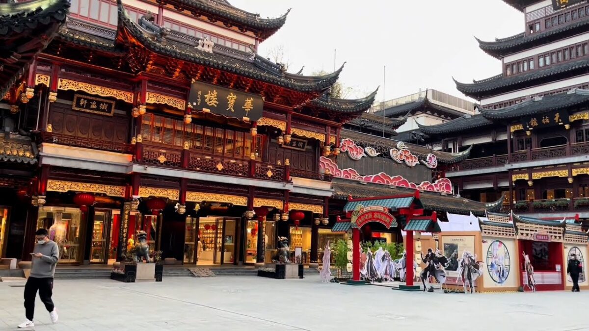 بازدید از معبد چنگ هوانگ  (Chenghuang Temple) در تور چین-کاماپرس